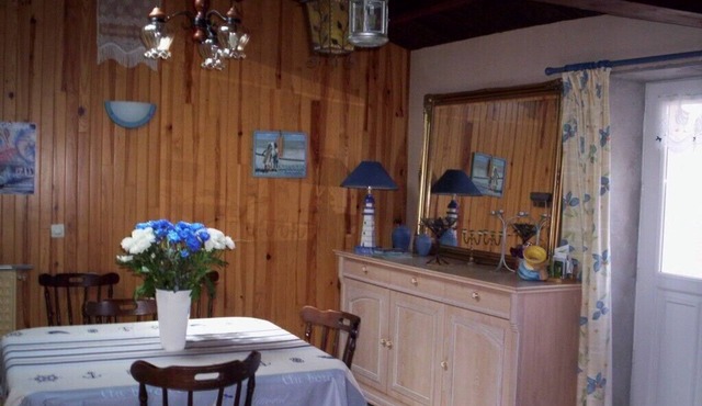 house by the sea on the Vendée coast quiet good plan