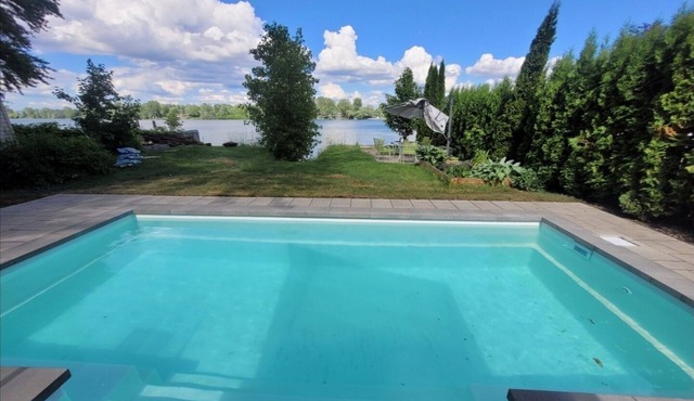 House by the wather,| Swimming pool, Spa, Private dock, Cinema room & Billiards
