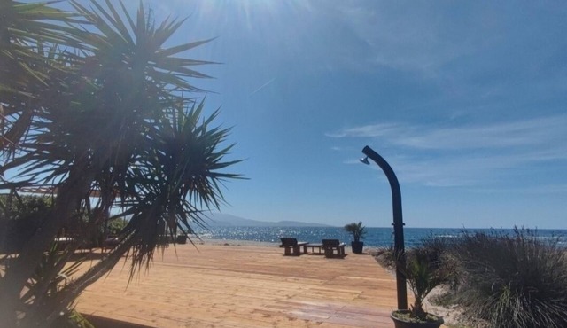 House Cargèse villa. Edge of sea. Hiring feet in water. Corsica of the south