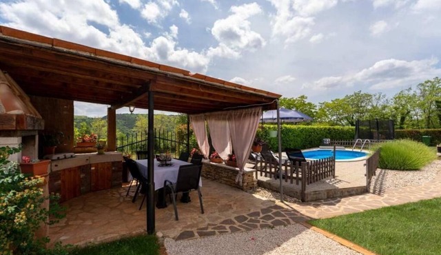 House Cavi (94391-K1) - Oprtalj
