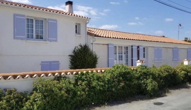 House close to the beach