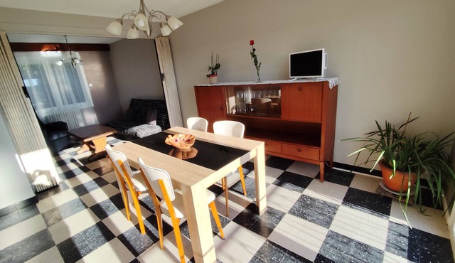 House close to amenities, combes park and Vaison circuit