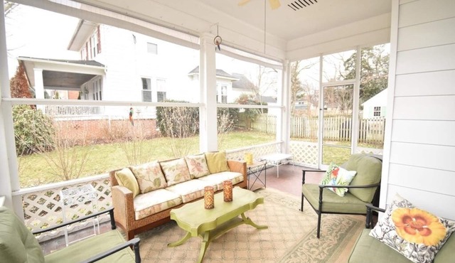 House close to Great Marsh Park and Downtown