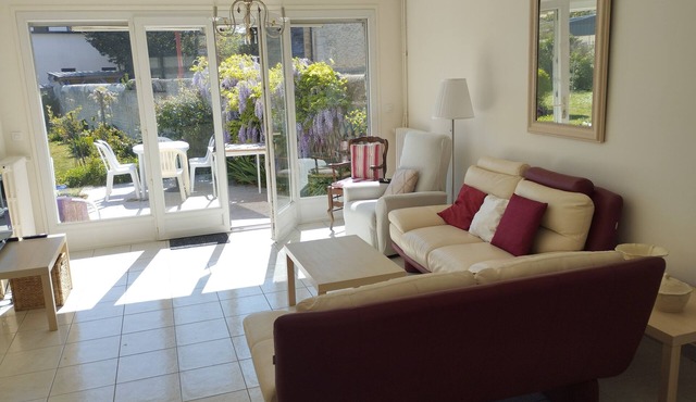 House close to the sea with large garden