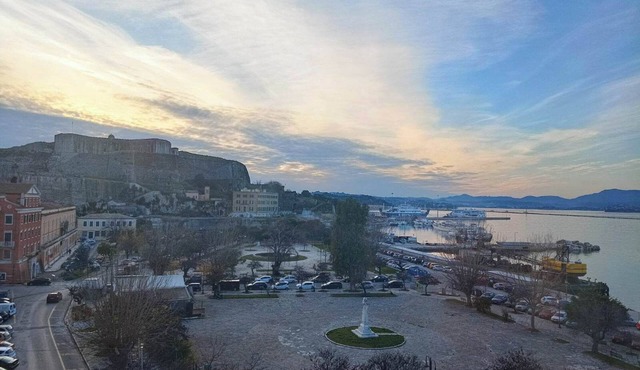 House "Contessa di Corfu i" with sea view & Wi-Fi