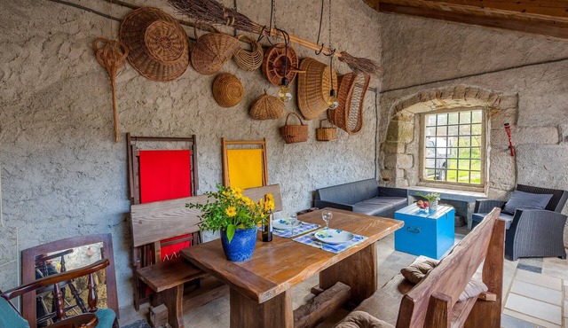 House Dane with terrace in Ćićarija, Istria