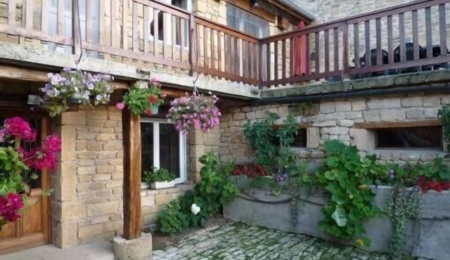 House for rent 68 persons in Autreville St Lambert (Meuse)