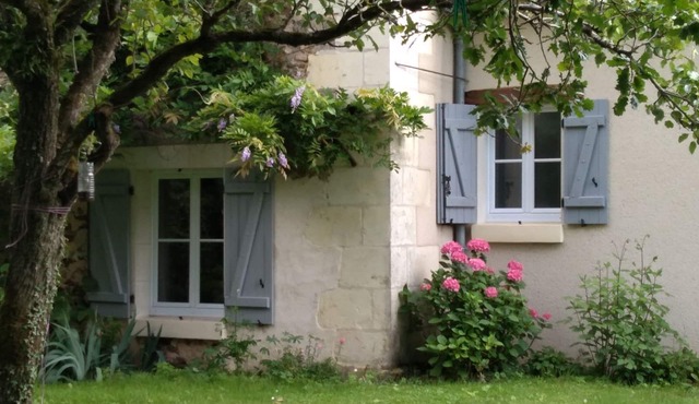 House - Farmhouse Cottage