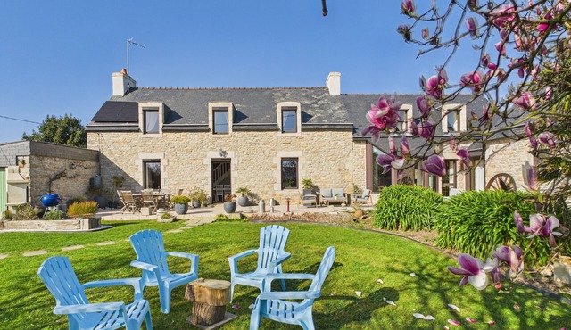 House for 10 people with large exterior