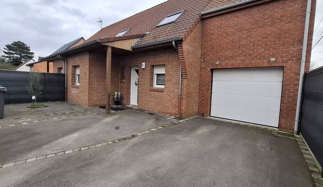 House for 2 to 10 max