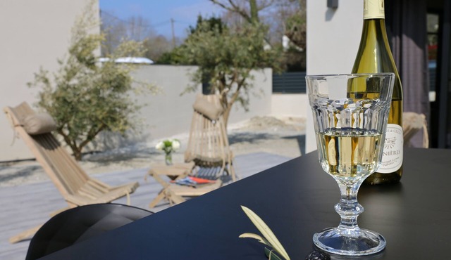 House for 4/5 people, beaches and shops 400 m away