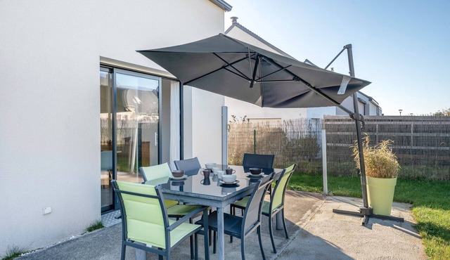House for 4 adults/4 children, fully equipped