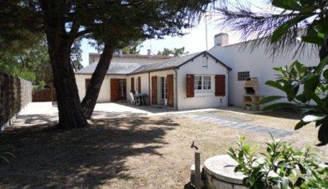 House for 4 people, 400m from Belugas Beach, pets allowed