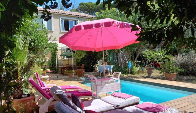 House for 5 persons and T2 apartment for 2 persons