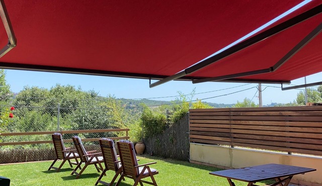 House for 8-9 people 25 min from Barcelona, Montserrat, Sitges, Penedes.