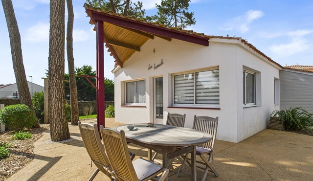 House for 8 - Terrace - Barbecue - 500 m beach