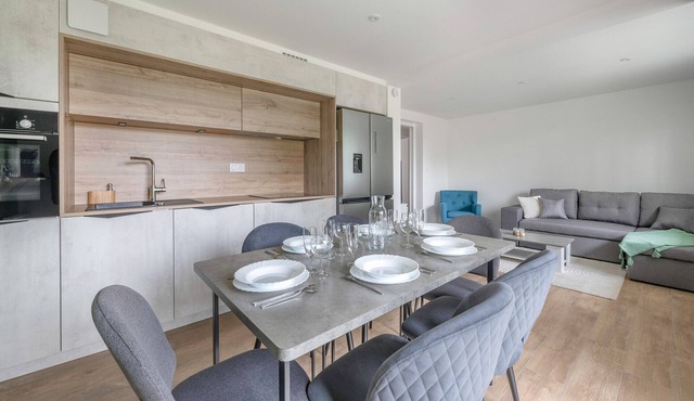 House for 6, 950m from the seafront in St Brevin