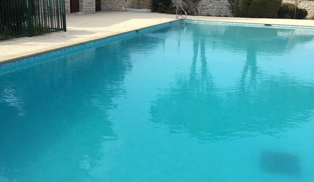 House for rent gulf of St Tropez 2 bedrooms in residence with swimming pool tennis
