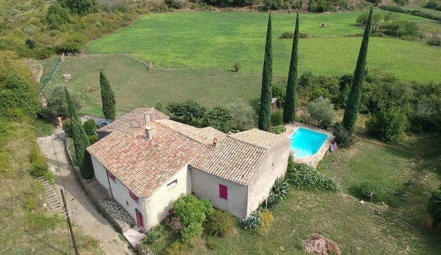 House for rent located between Gard and Ardèche near Uzès