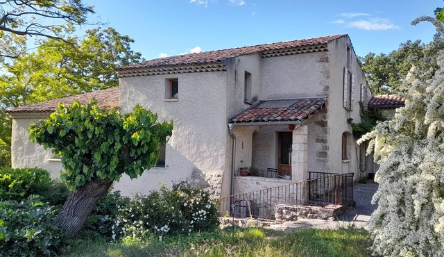 House Forcalquier Hte Provence, comfortable well equipped, full nature