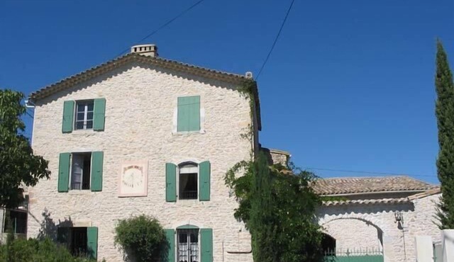House 14 people with private pool and wifi near ANDUZE NIMES UZES