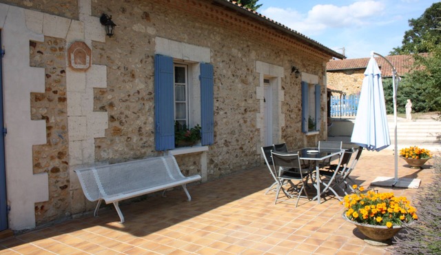 House with swimming pool in the Périgord Vert.