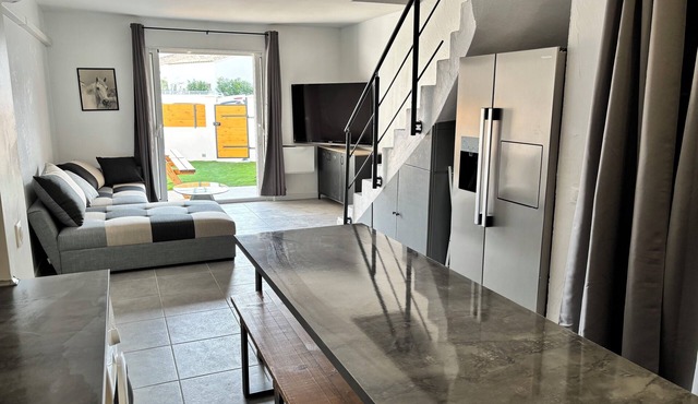 House with courtyard for 8 people