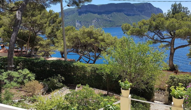 House full of character close to the beaches and with an unobstructed view