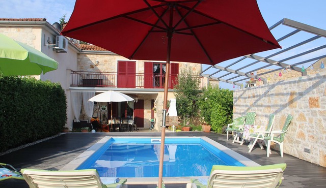 House full of charm and quiet 5km from the sea