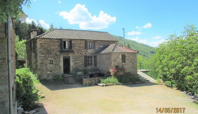House, Grand Causse Regional Park