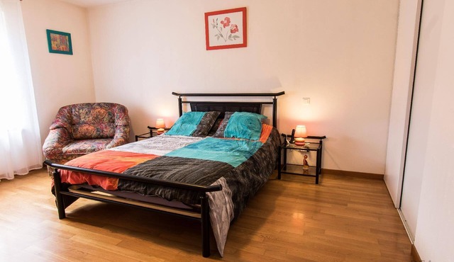 House in Brotte-Lès-Ray with Common Pool and Beautiful Views