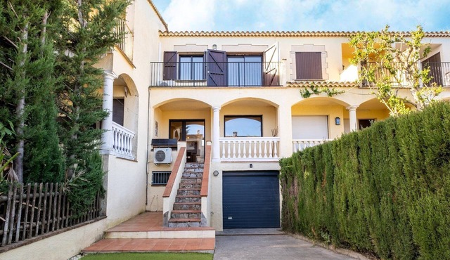House in Catalonia near the Sea