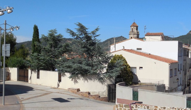 House in Falset with a garden in a fantastic location next to the castle
