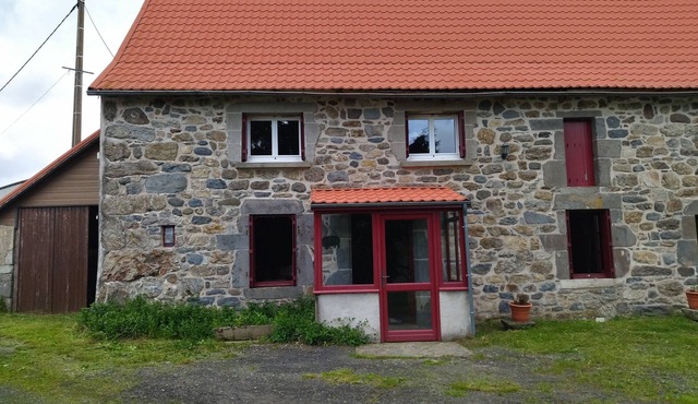 House in the heart of the Auvergne volcanoes