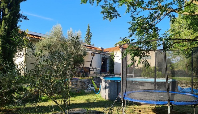 House in northern Hérault with swimming pool, ideal for families