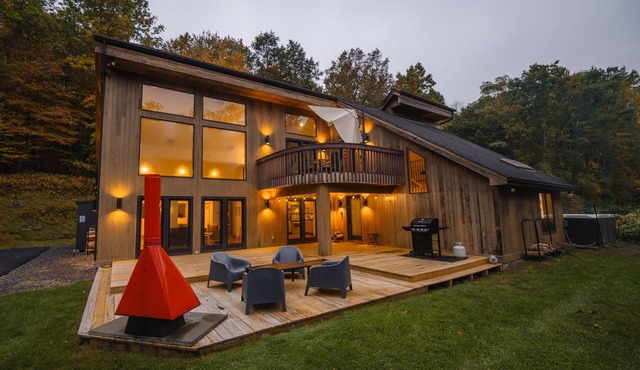 House in Highland: Secluded Retreat