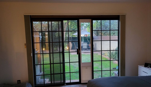 House In Lake Balboa/Los Angeles