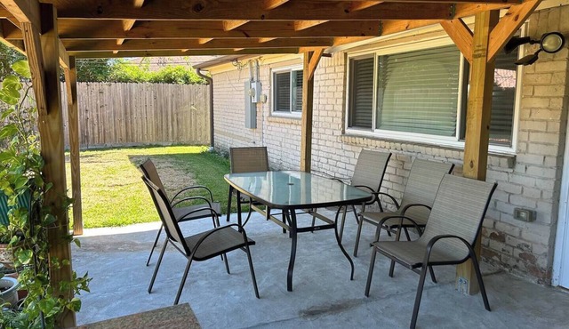 House in Little Saigon Bellaire