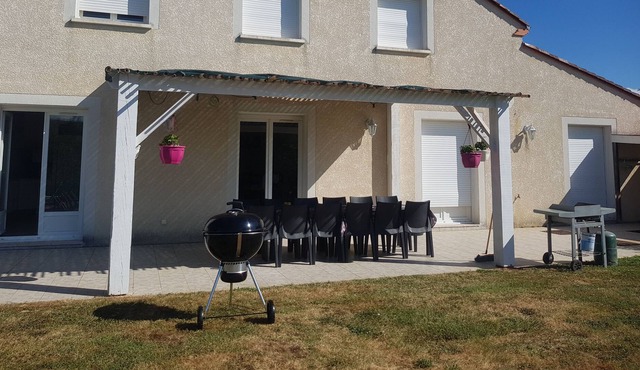 House in lot et garonne near agen 15 pers1h olympic games in bordeaux
