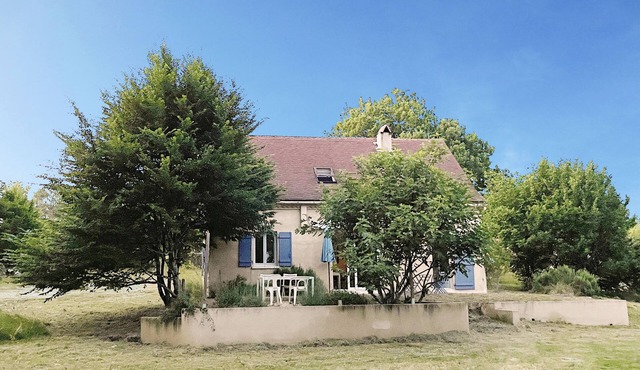 House in nature - Vézère Valley