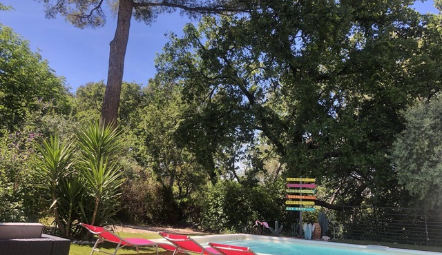 HOUSE IN PROVENCE HEATED POOL NEAR THE BEACH