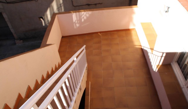 House in Puigpelat village near Valls close to Tarragona beaches