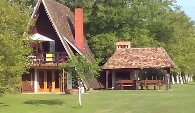House in Puska with Private Parking