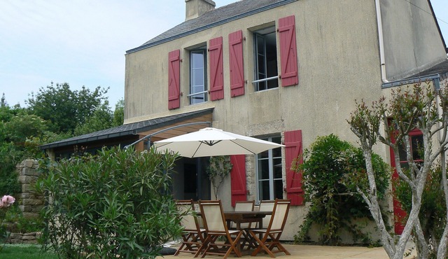 House in quiet hamlet. Garden and veranda facing south.