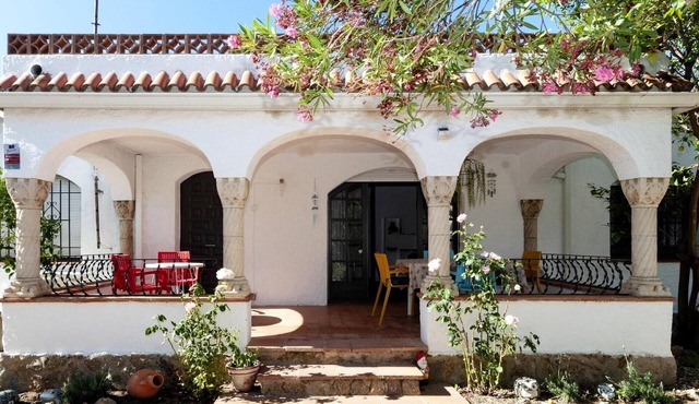 House in Roses near Aqua Brava Water Park