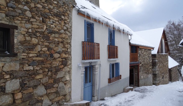 House in small mountain village near Peyragudes/Superbagnères/Luchon