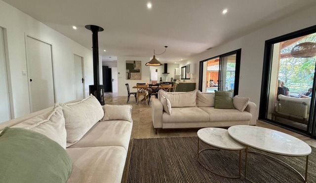 House in the Landes, in a quiet forest close to the ocean.