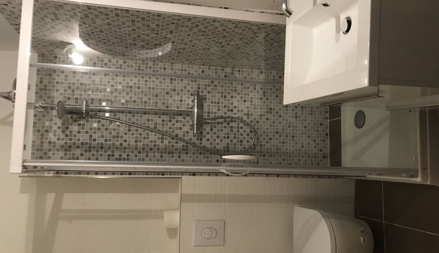 house in the center of avignon