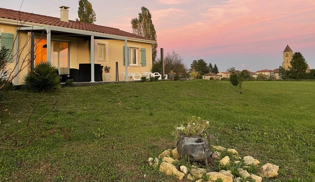 House in the city - Les Jardins de Maelle