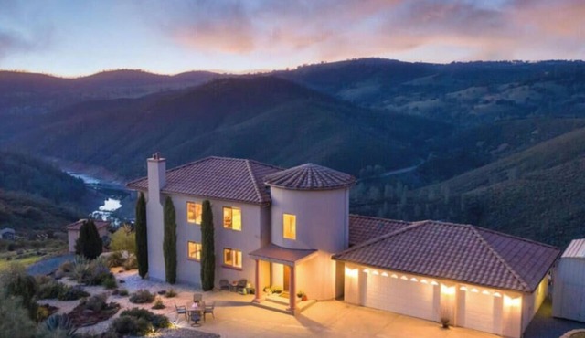 House In The Clouds!